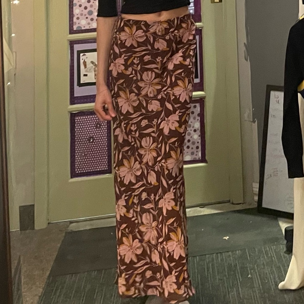 Wayf maxi skirt